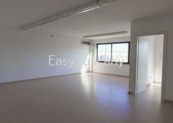 Euc-3.jpg - Office Capannori - photo 3