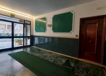 Interno palazzo - Bilocale via Aurelio Robino, 18, Genova (zona Marassi) - foto 18