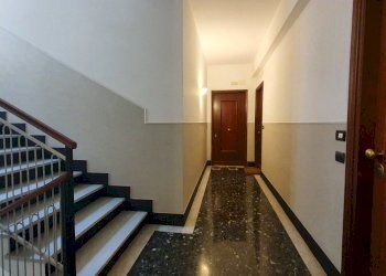 vano scale appartamento via robino marassi genova. - Appartamento Via Robino  18, Genova - foto 11