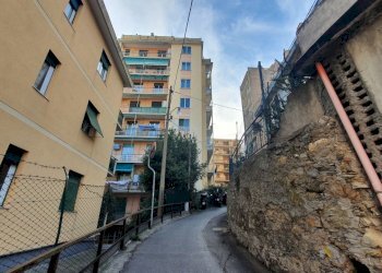 la strada appartamento via robino marassi genova.j - Appartamento Via Robino  18, Genova - foto 19