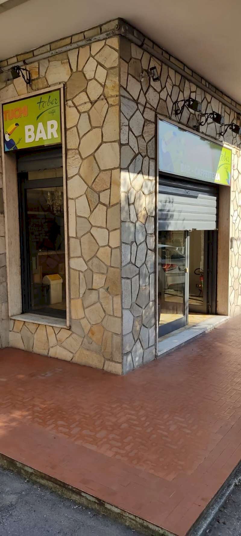 AAF6BF8C-BCB2-4710-833A-7D805869E61E - Negozio via S Alberto, 41 R, Genova (zona Sestri Ponente) - foto 1