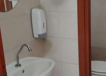 6EC0133E-3BBA-4208-A18E-77EA4AB1793D - Negozio via S Alberto, 41 R, Genova (zona Sestri Ponente) - foto 3