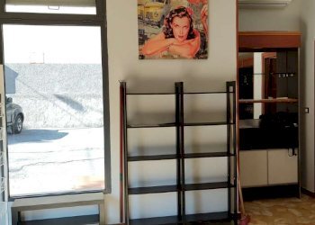 42E5B8A8-452F-43BF-BA9F-604F7A0F7B69 - Negozio via S Alberto, 41 R, Genova (zona Sestri Ponente) - foto 7