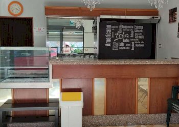 41C89E6E-F4E1-4AAD-B070-9144FAFC8347 - Negozio via S Alberto, 41 R, Genova (zona Sestri Ponente) - foto 8