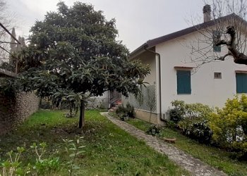 20220413_181923.jpg - Terratetto - Terracielo Via Vittorio Emanuele Orlando, Reggello - foto 1