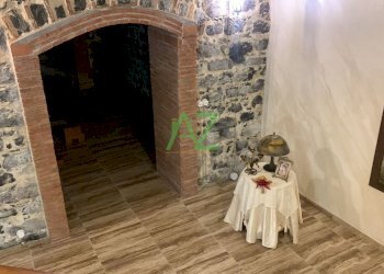 d3ff68fe-6cf4-48fd-8b26-cb02977151a8.jpg - Casa indipendente Catania - foto 8