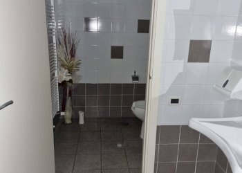 Locale Commerciale Via Rondissone, Torino (zona Barriera Milano) - foto 12