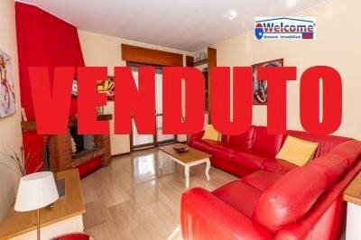 Quadrilocale via Aquileia, 47, Rho - foto 1