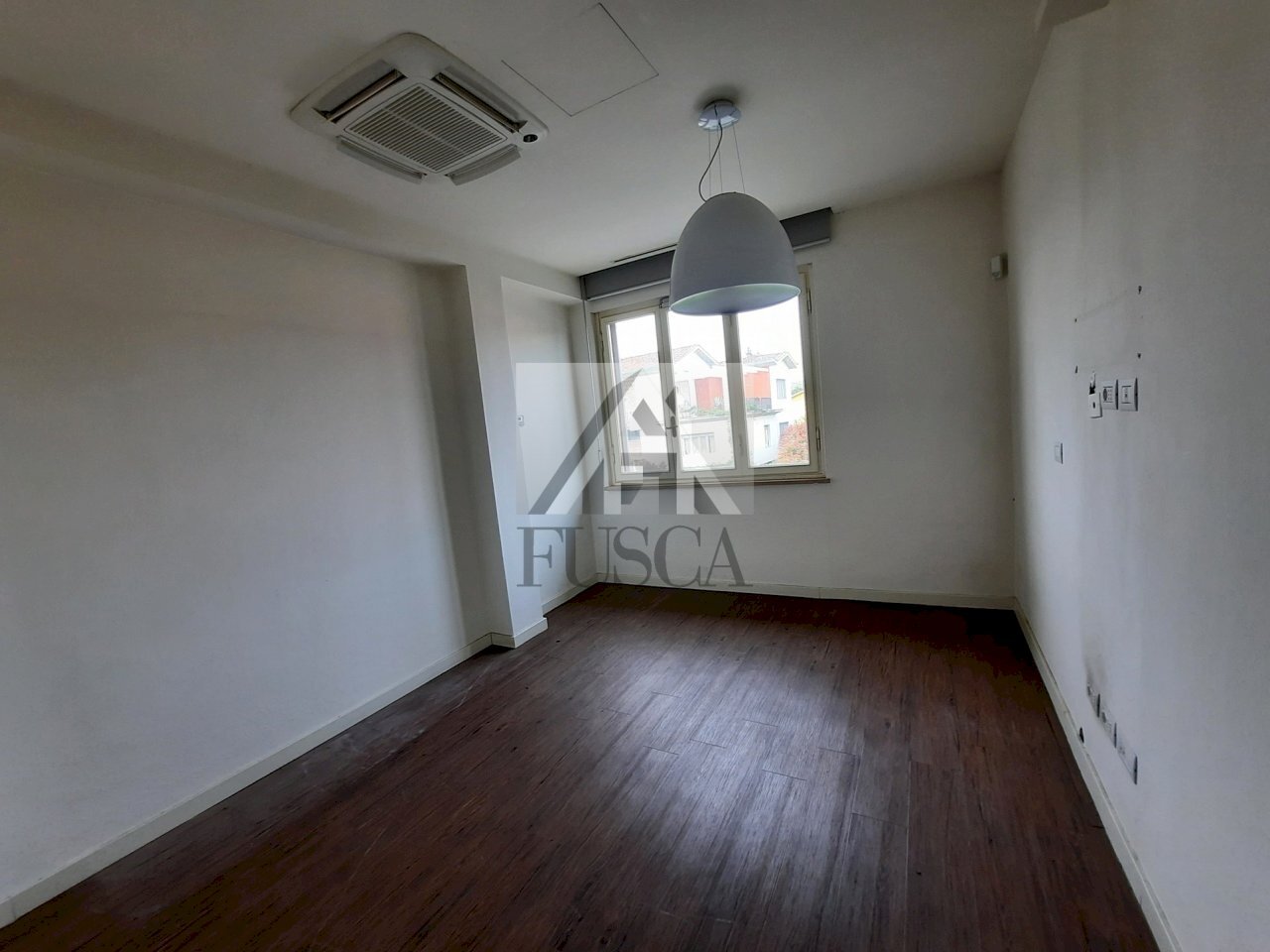 ufficio-direzionale-lucca affitto_7.jpg - Ufficio Via Mario Romagnoli, Lucca - foto 3