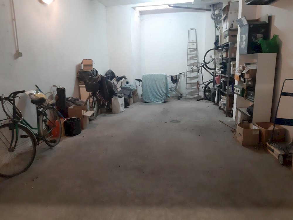 Posto Auto Ferrara - foto 3