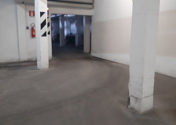 Posto Auto Ferrara - foto 5