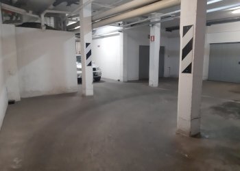 Posto Auto Ferrara - foto 7