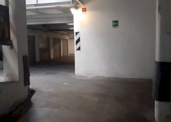 Posto Auto Ferrara - foto 9