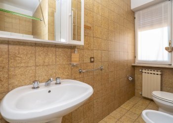 Bagno - Quadrilocale Via Della Repubblica, 4, Dronero - foto 15