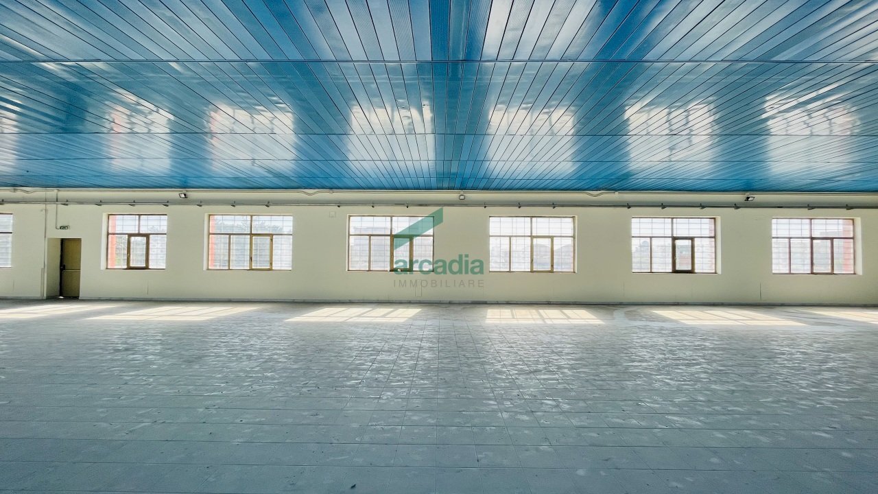 Vista 1 piano - pal. A - Locale Commerciale Viale Biagio Accolti Gil 22, Bari - foto 3