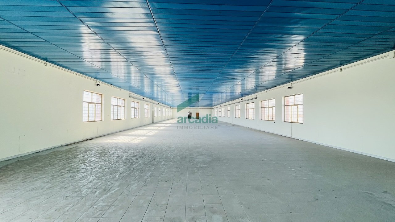 Vista 1 piano - pal. A - Locale Commerciale Viale Biagio Accolti Gil 22, Bari - foto 2