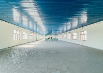 Vista 1 piano - pal. A - Locale Commerciale Viale Biagio Accolti Gil 22, Bari - foto 2