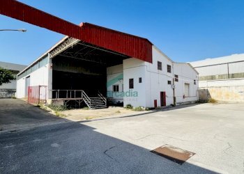 Vista Tettoia - capannone B - Locale Commerciale Viale Biagio Accolti Gil 22, Bari - foto 30