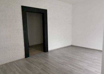 BDC04AF0-5CFE-421E-B131-C487D0D5B743.jpeg - Locale Commerciale Via Martiri della Resistenza, Ancona - foto 3