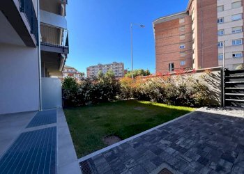 Giardino - Quadrilocale via Nino Berrini, Cuneo (zona Donatello) - foto 6