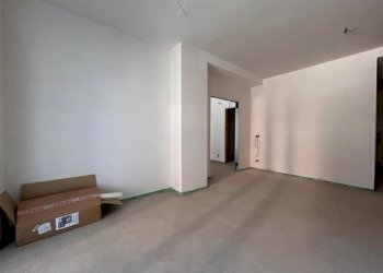 Stanza non arredata - Quadrilocale via Nino Berrini, Cuneo (zona Donatello) - foto 17