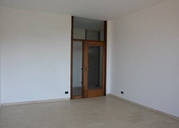 Stanza non arredata - Quadrilocale via Magenta, 15, Gallarate - foto 18