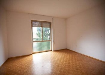 Appartamento via Marsala, 14, Gallarate - foto 5