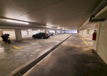 20220413_160817.jpg - Ufficio Via per Corte Ceccotti, Lucca - foto 8