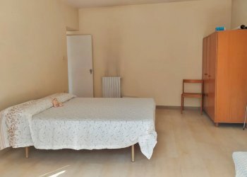 camera da letto - Independent house Via 1 Maggio 144, Scafa - photo 13