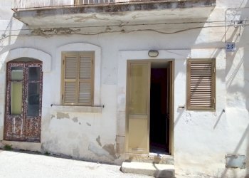 Ingresso piano terra - Porzione di casa via iachininoto, Modica - foto 3