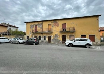 94d1d0e9-825d-48f7-a2b9-ddd678c5856a.jpg - Rustico PIAZZA CASTELLO, Dalmine - foto 1