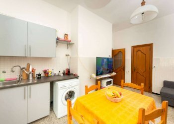 Soggiorno - Appartamento via Marabotto 68, Genova (zona Sampierdarena) - foto 4