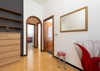 Ingresso - Appartamento via Marabotto 68, Genova (zona Sampierdarena) - foto 1