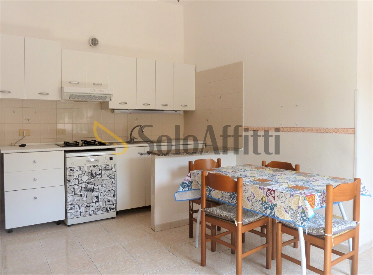 Soggiorno e angolo cottura - Bilocale Via delle Ginestre 45, Sanremo - foto 2