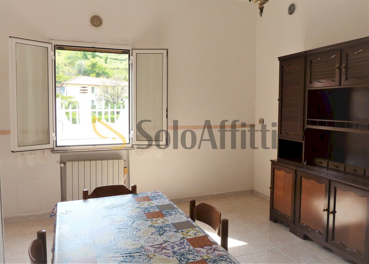 Soggiorno e angolo cottura - Bilocale Via delle Ginestre 45, Sanremo - foto 3