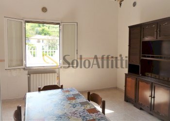 Soggiorno e angolo cottura - Bilocale Via delle Ginestre 45, Sanremo - foto 3