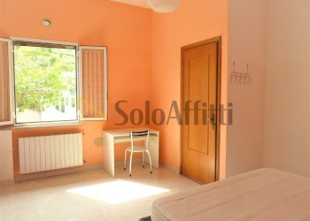 Camera matrimoniale - Bilocale Via delle Ginestre 45, Sanremo - foto 10