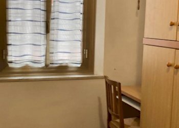 Camera da letto - Quadrilocale via Massimo d'Azeglio, Bologna (zona Costa Saragozza) - foto 10