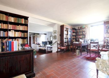 vendesi villa colline sud lucca vista panoramicaIM - Casale Via del Borgo 55, Lucca - foto 12