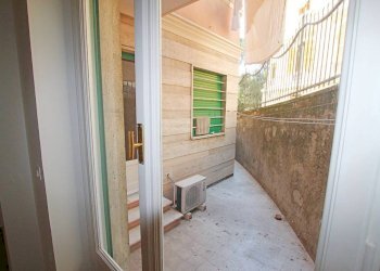Two-room apartment Genova (neighborhood Castelletto) - photo 2