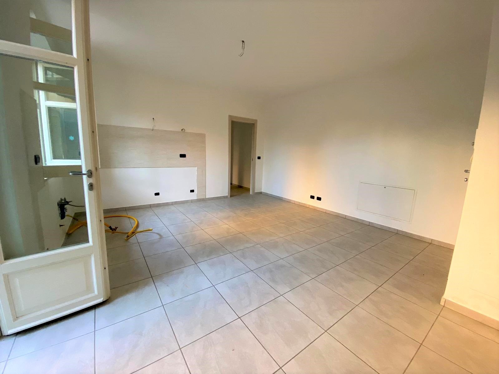 Three-room apartment Canale - photo 3