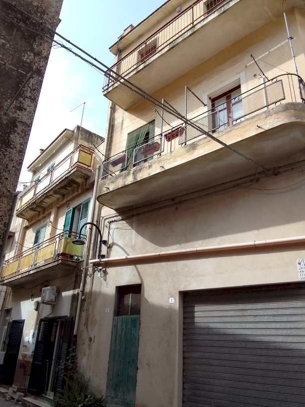 IMG_20220420_161942.jpg - Stabile - Palazzo Modica - foto 2