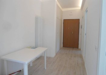 INGRESSO - Three-room apartment viale Lungomare Ponente, Cesenatico - photo 4