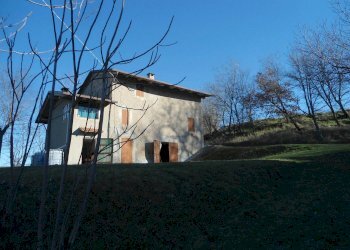 casa - Terreno agricolo via Tombe, Monterenzio - foto 3