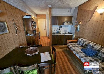 Salone - Trilocale via Tre Faggi, Rieti - foto 3