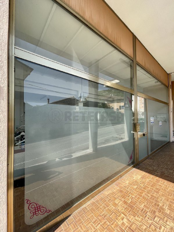 Locale Commerciale Corso G. Matteotti 52, Montecchio Maggiore - foto 1