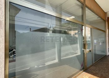 Locale Commerciale Corso G. Matteotti 52, Montecchio Maggiore - foto 1