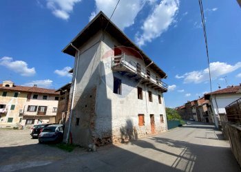 Independent house Via Rovasenda, 43 
 Brusnengo, Brusnengo - photo 1