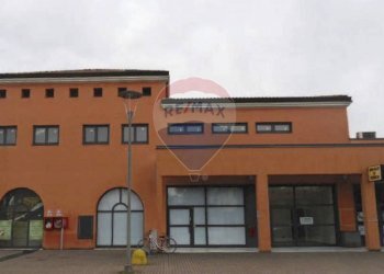 Negozio via rovetta, 25 
 Verolanuova, Verolanuova - foto 10