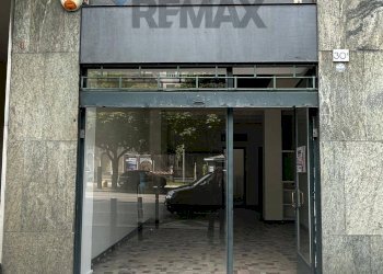 Shop Via XX settembre, 30
Centro storico, Brescia (neighborhood Centro Storico) - photo 4